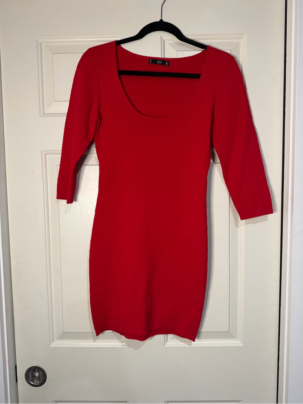 Love Red Scoop Neck Mini Dress with Three-Quarter Sleeves